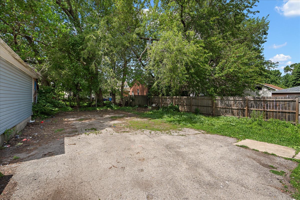 847 Bowditch Avenue, Aurora, IL 60506