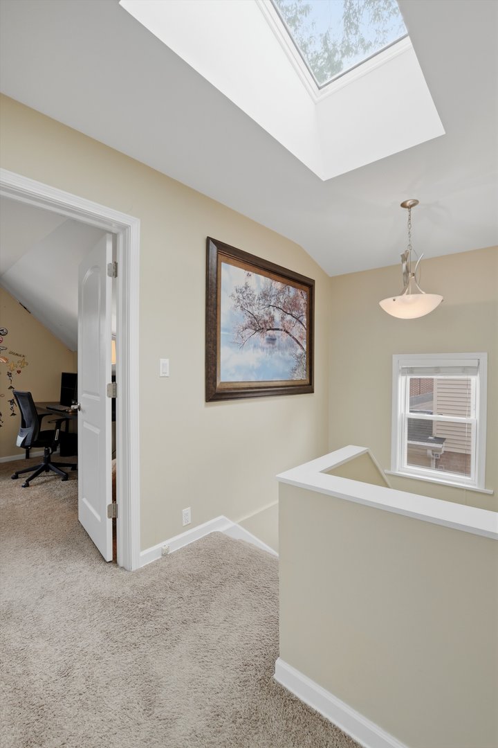 1601 S Ashland Avenue, Park Ridge, IL 60068