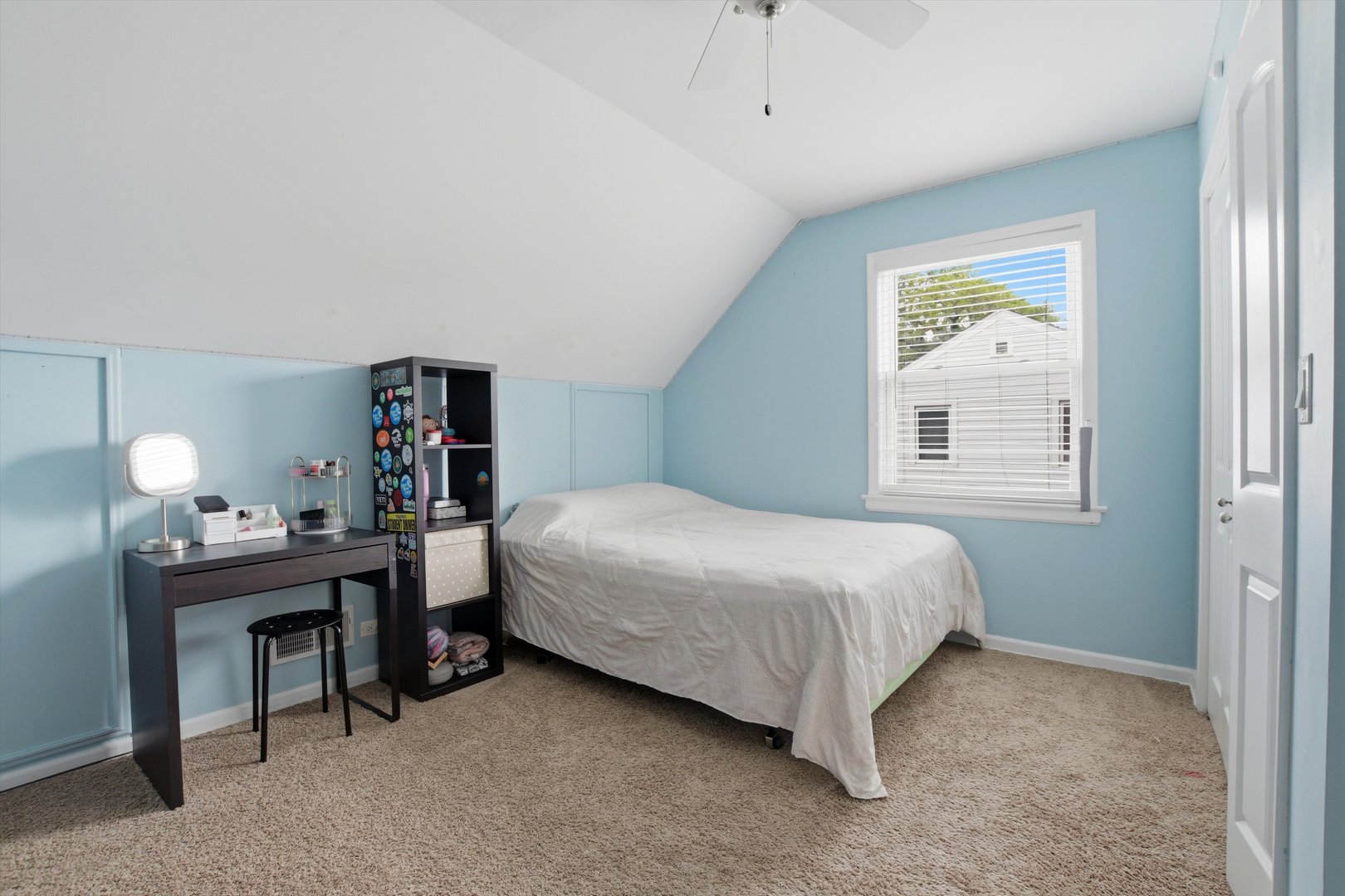 1601 S Ashland Avenue, Park Ridge, IL 60068
