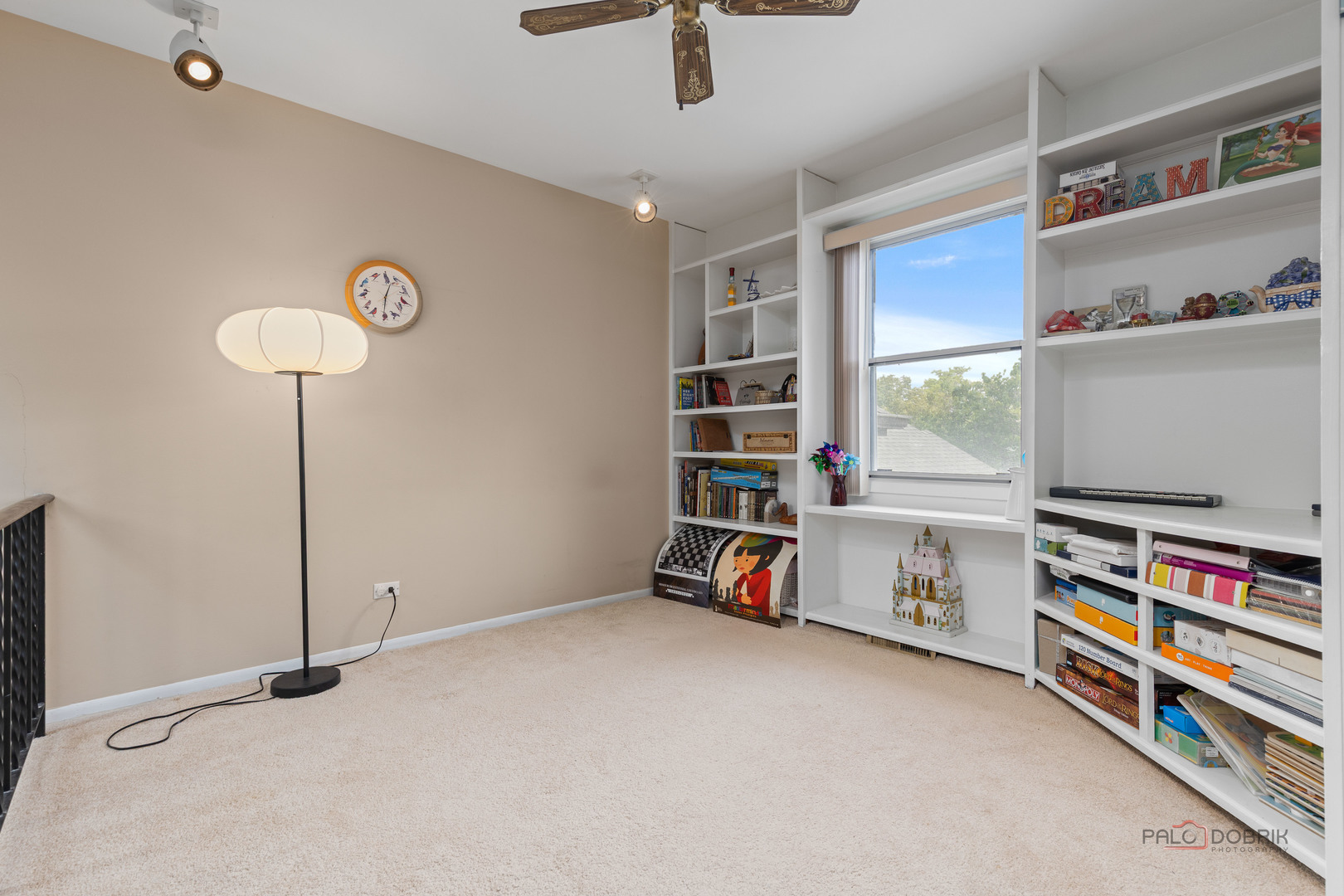 978 Buttercreek Court #978, Hoffman Estates, IL 60169