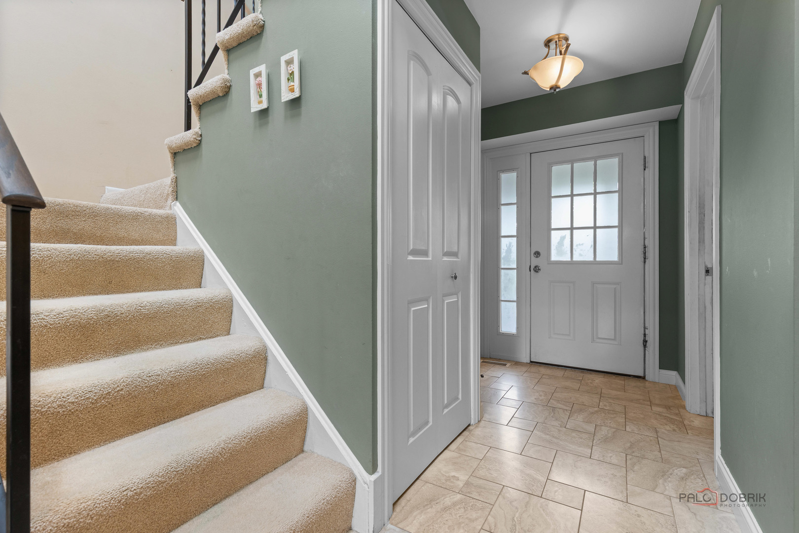 978 Buttercreek Court #978, Hoffman Estates, IL 60169