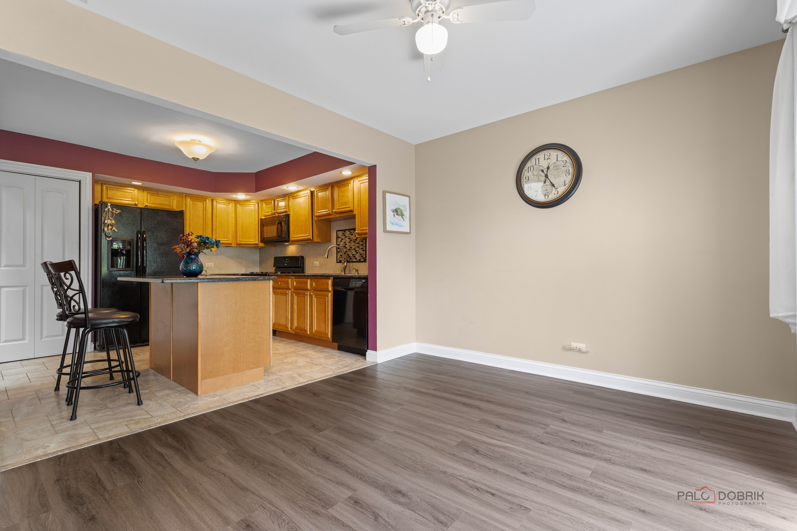 978 Buttercreek Court #978, Hoffman Estates, IL 60169