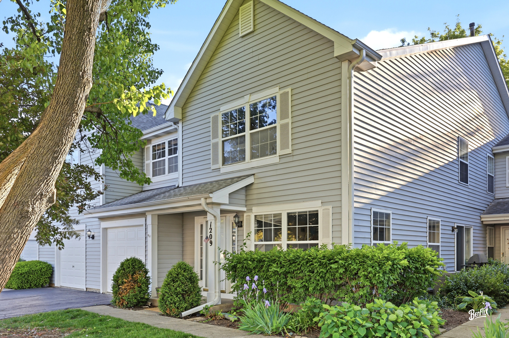 1209 Orleans Drive, Mundelein, IL 60060