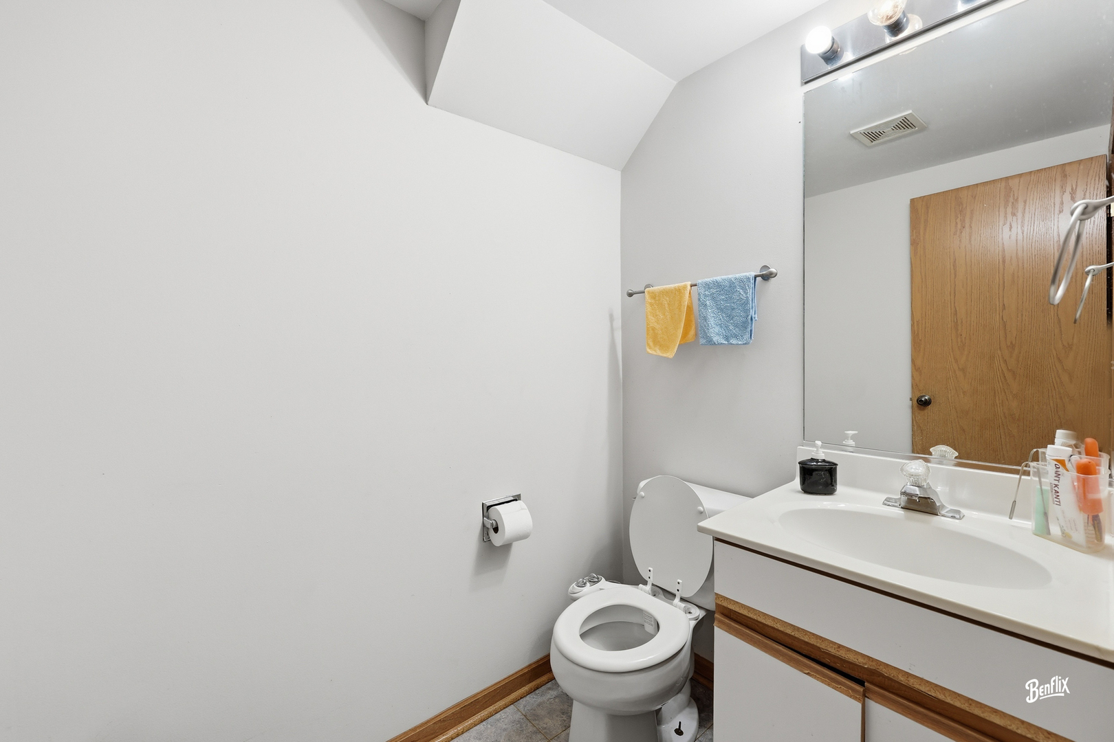 1209 Orleans Drive, Mundelein, IL 60060