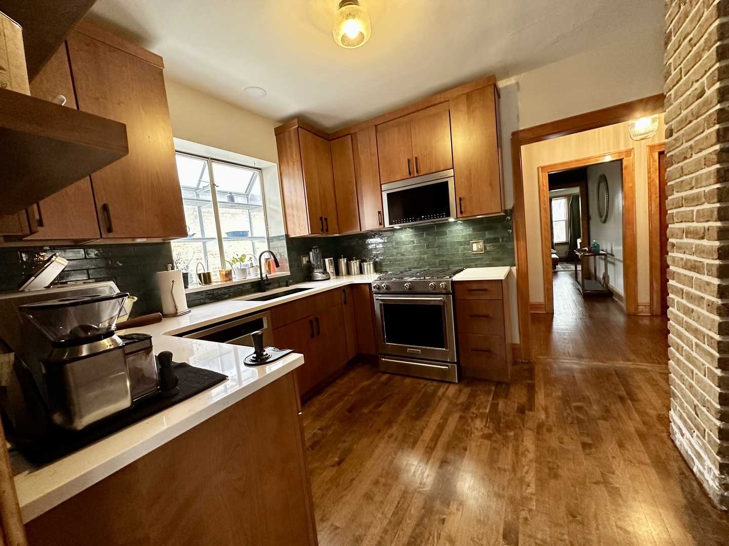 2841 Wenonah Avenue, Berwyn, IL 60402