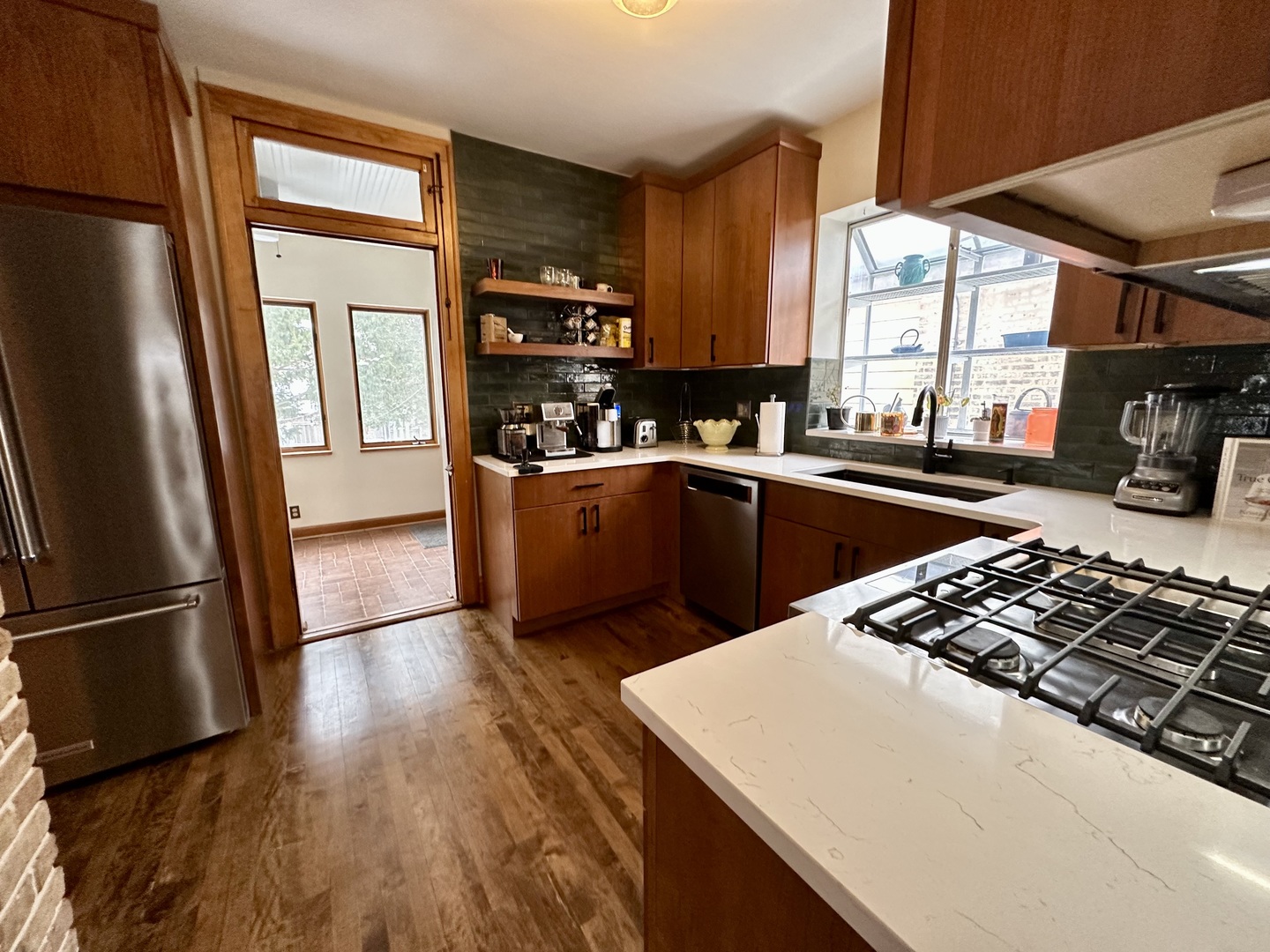 2841 Wenonah Avenue, Berwyn, IL 60402