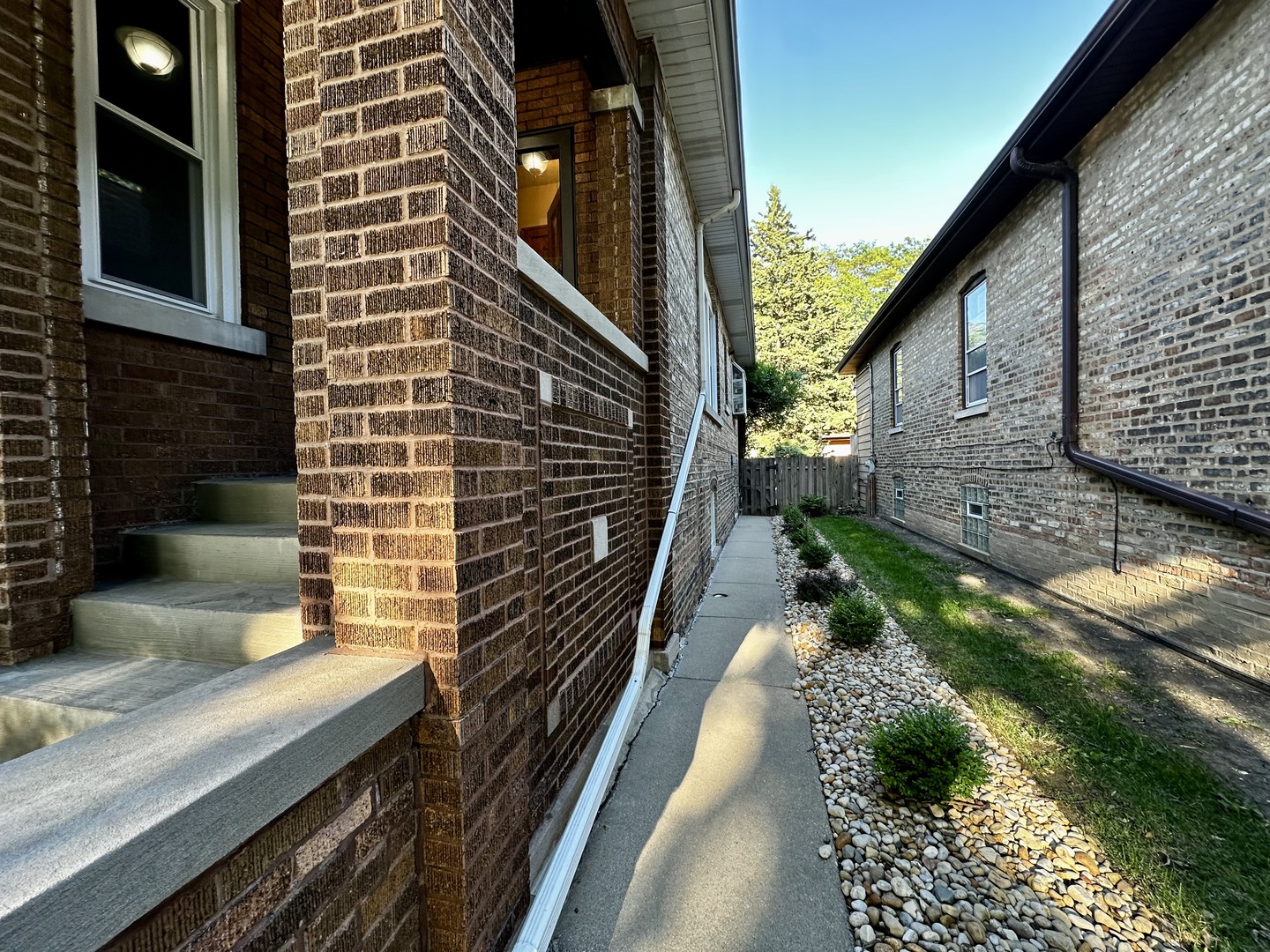 2841 Wenonah Avenue, Berwyn, IL 60402