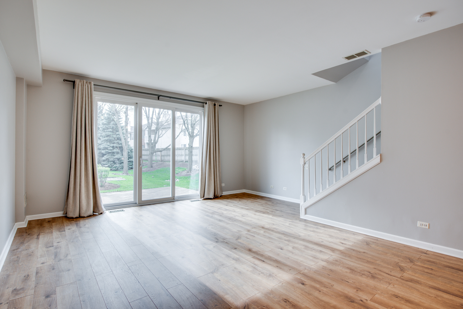 2527 Bordeaux Lane, Naperville, IL 60540