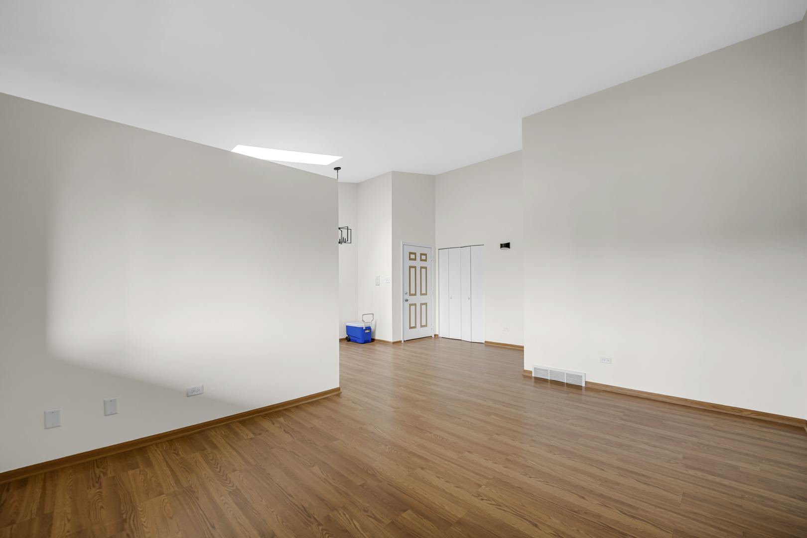 5630 W 103rd Street #308, Oak Lawn, IL 60453