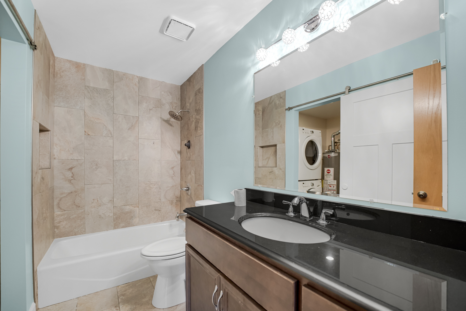 5630 W 103rd Street #308, Oak Lawn, IL 60453