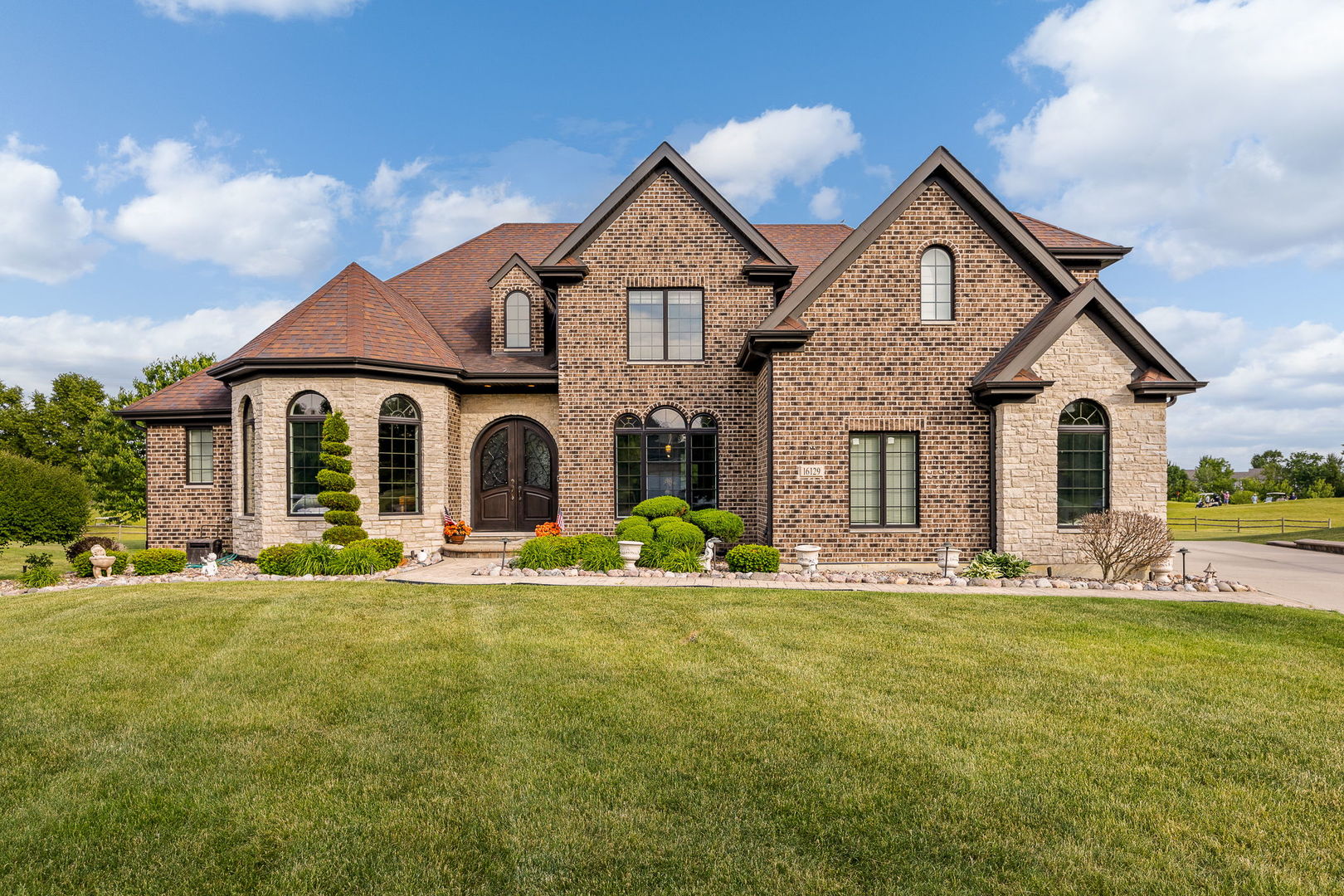 16129 W Red Cloud Drive, Lockport, IL 60441