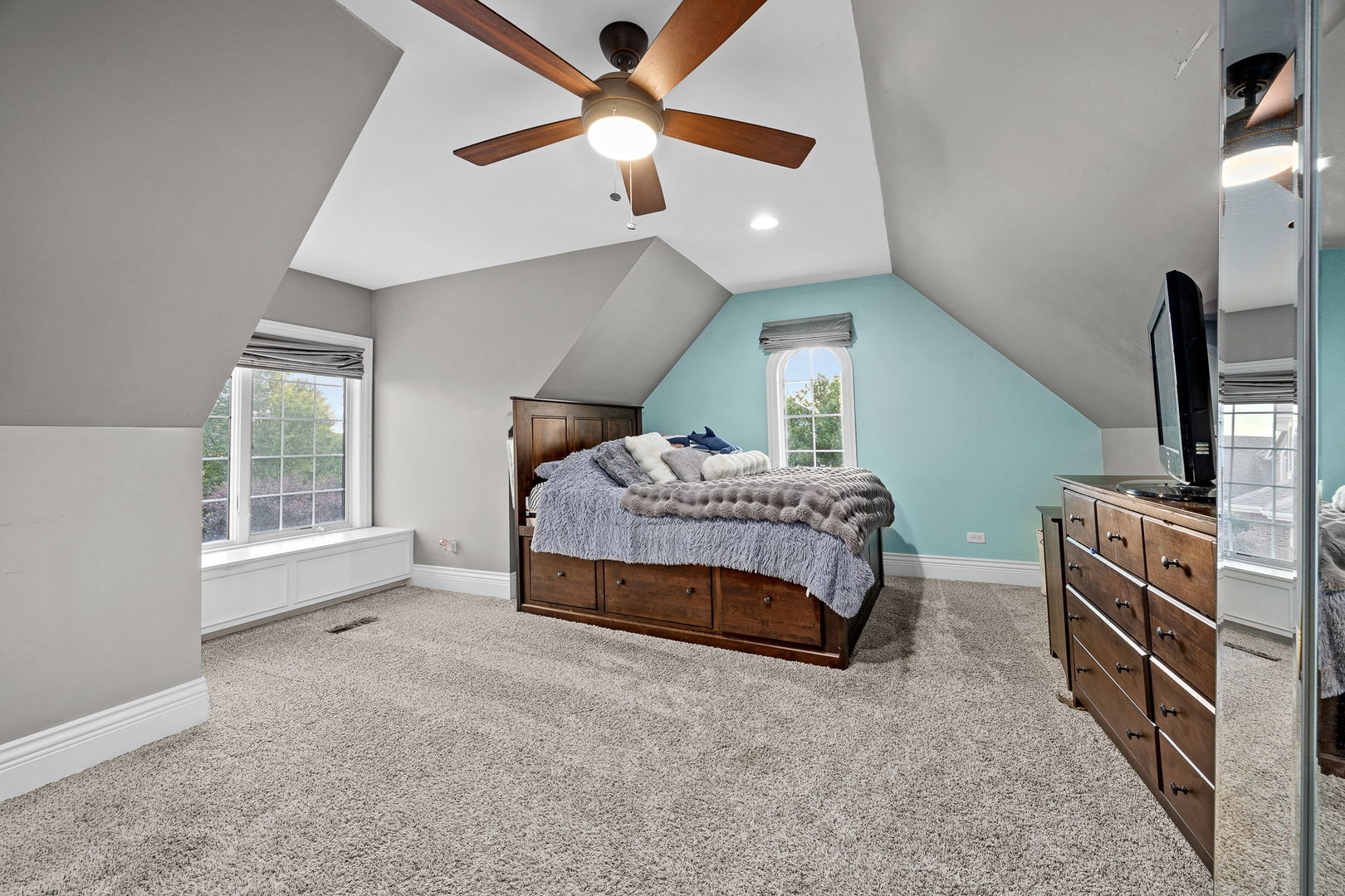 16129 W Red Cloud Drive, Lockport, IL 60441