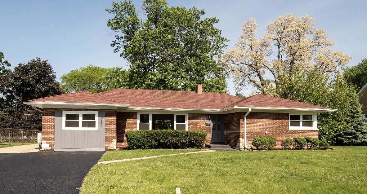 10815 S 71st Court, Worth, IL 60482