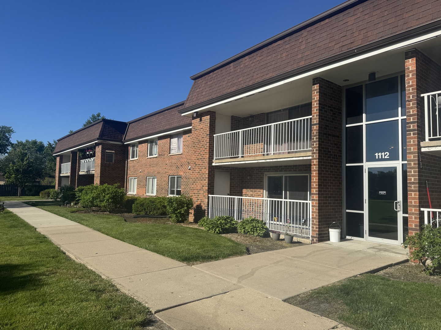 1112 Westover Lane #1B, Schaumburg, IL 60193