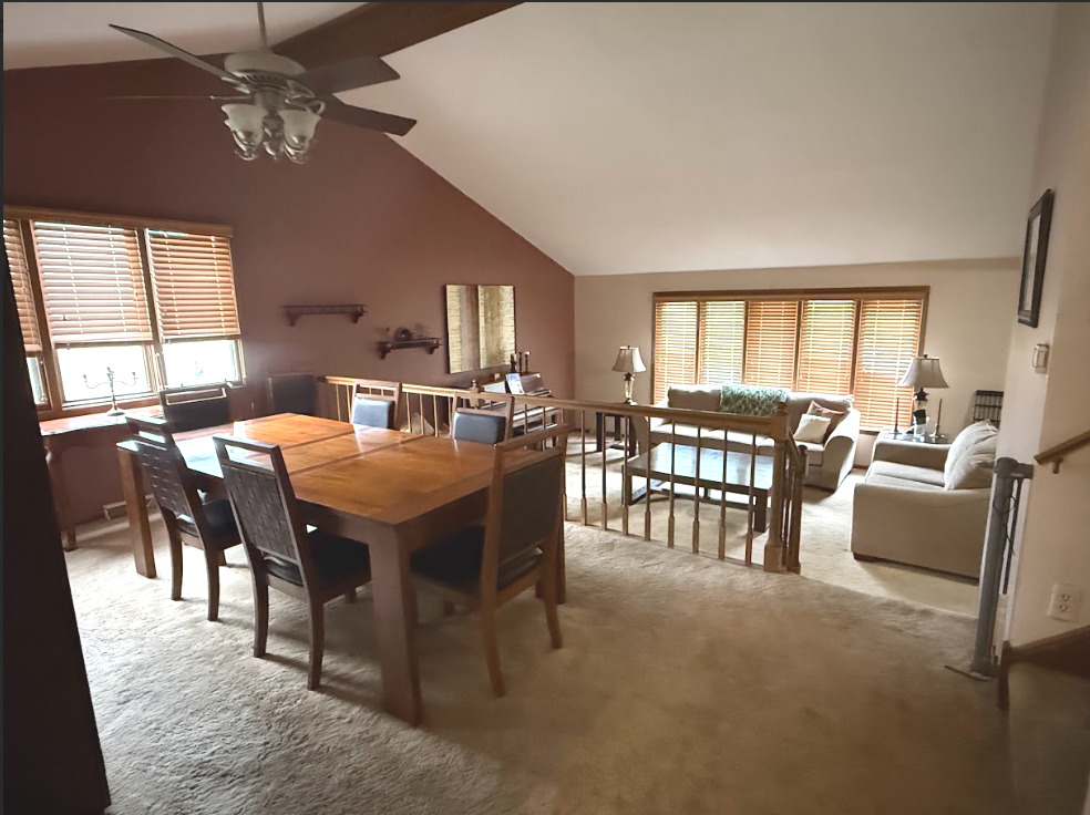 10158 S 87th Court, Palos Hills, IL 60465