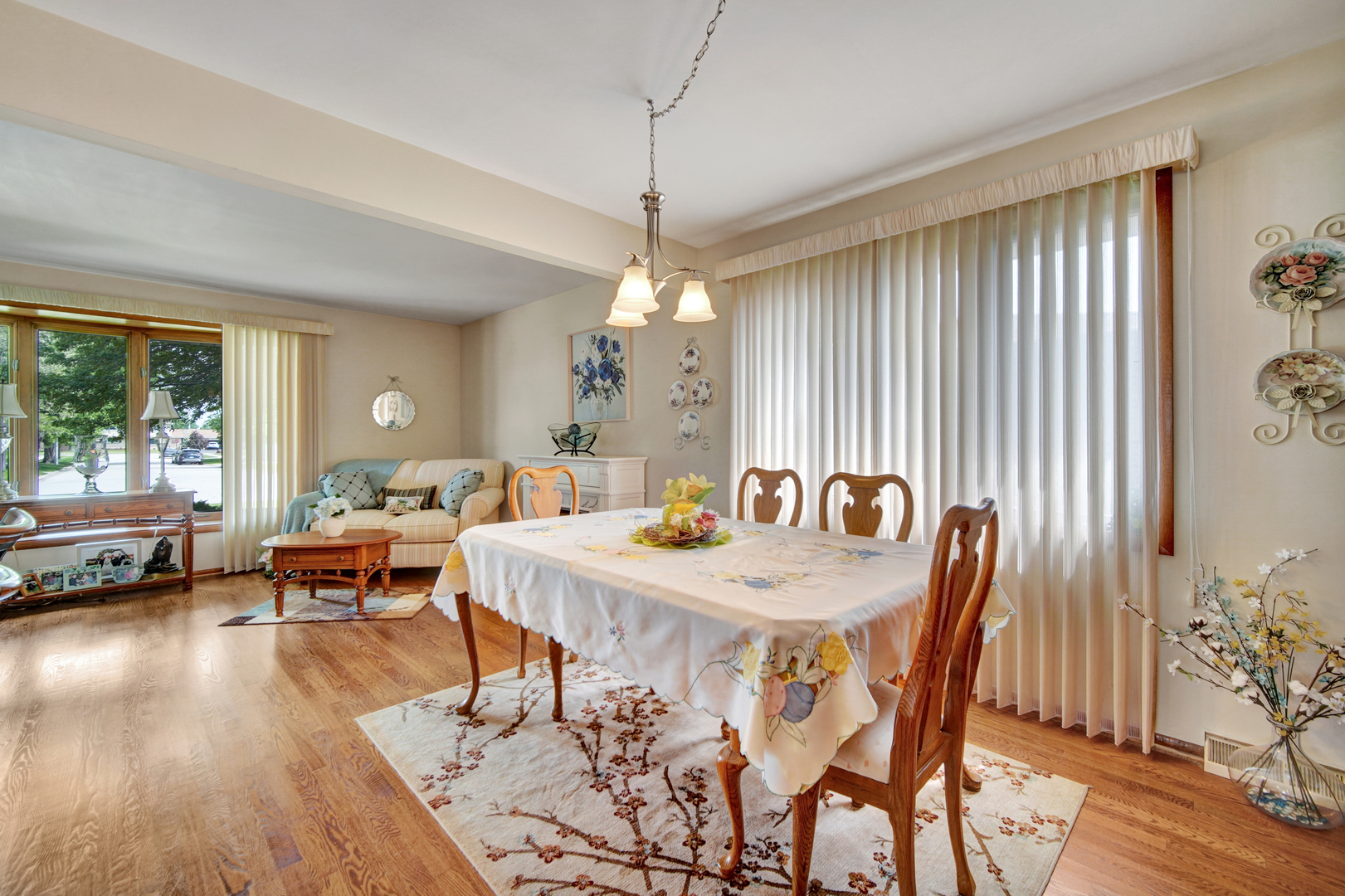 12132 S James Drive, Alsip, IL 60803