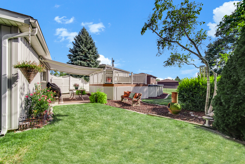 12132 S James Drive, Alsip, IL 60803
