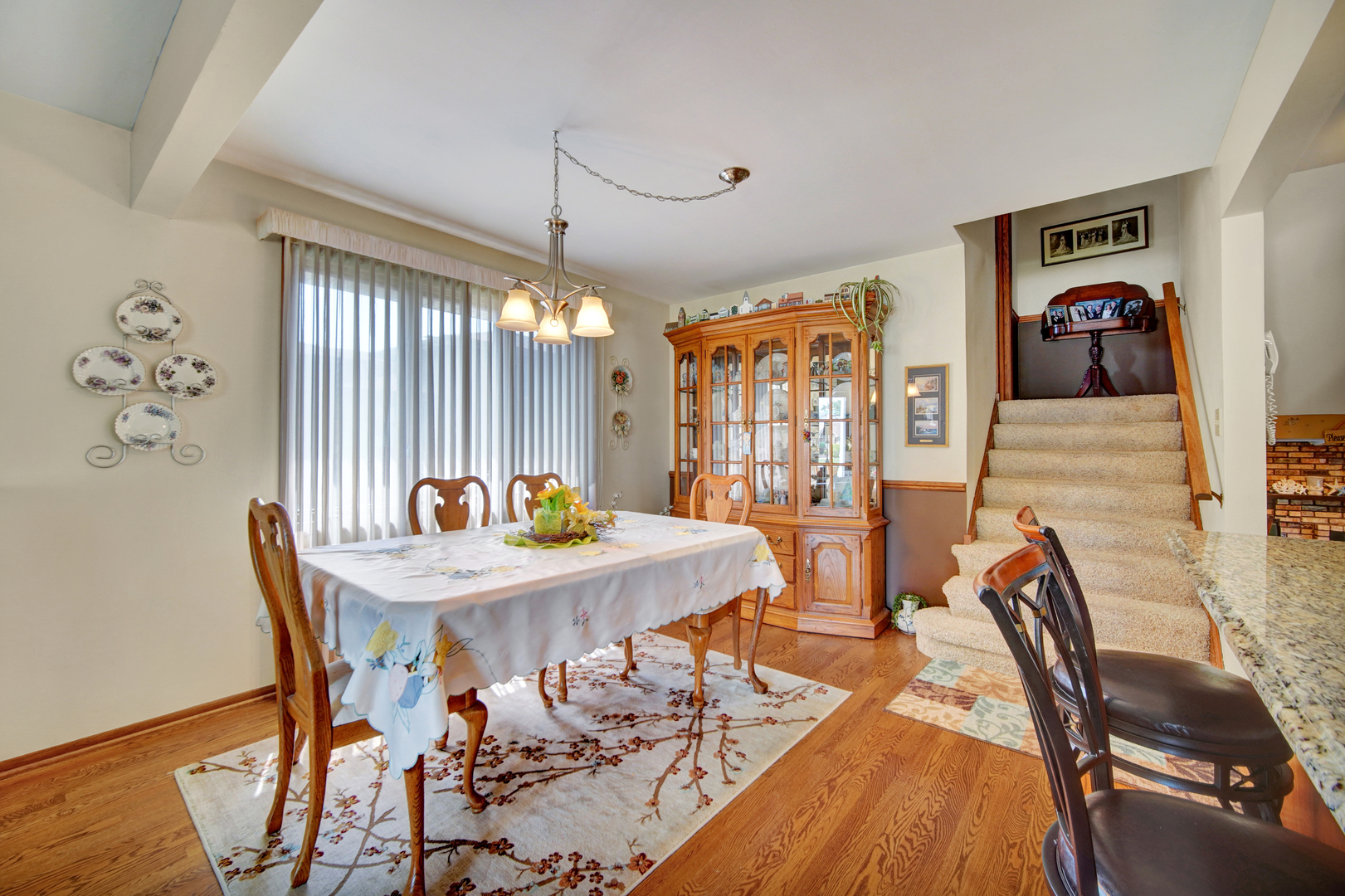 12132 S James Drive, Alsip, IL 60803