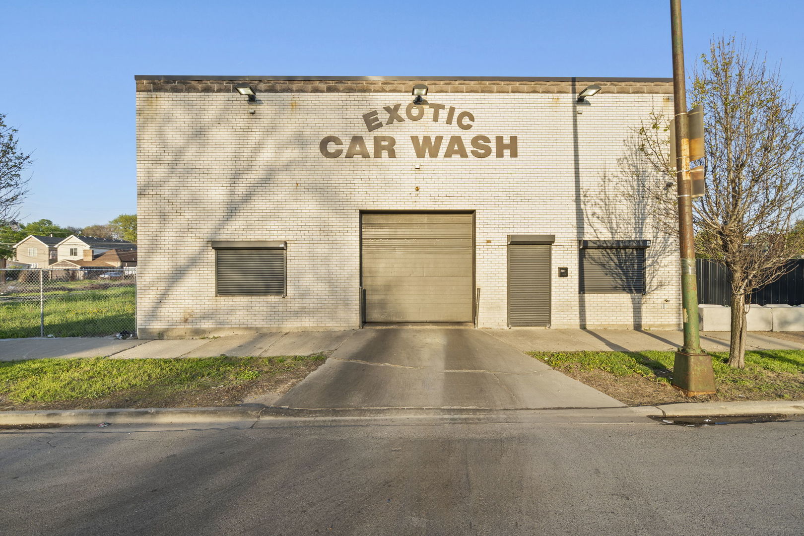 8249 S Stony Island Avenue, Chicago, IL 60617
