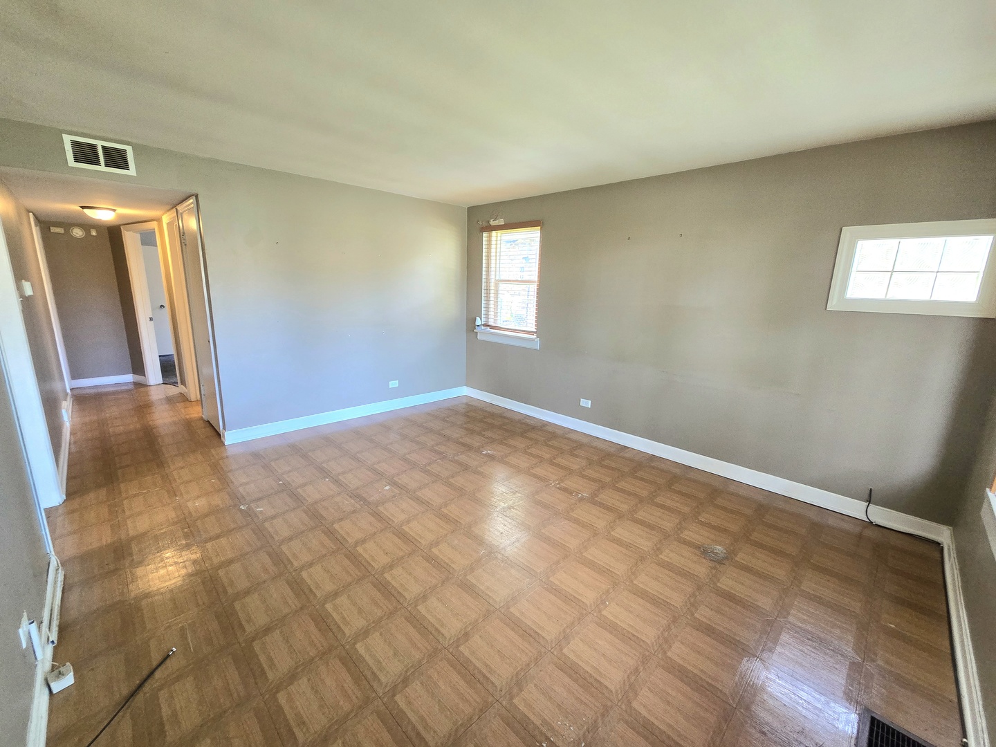 250 W 10th Street, Chicago Heights, IL 60411
