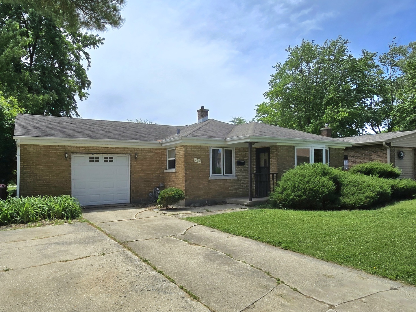 250 W 10th Street, Chicago Heights, IL 60411