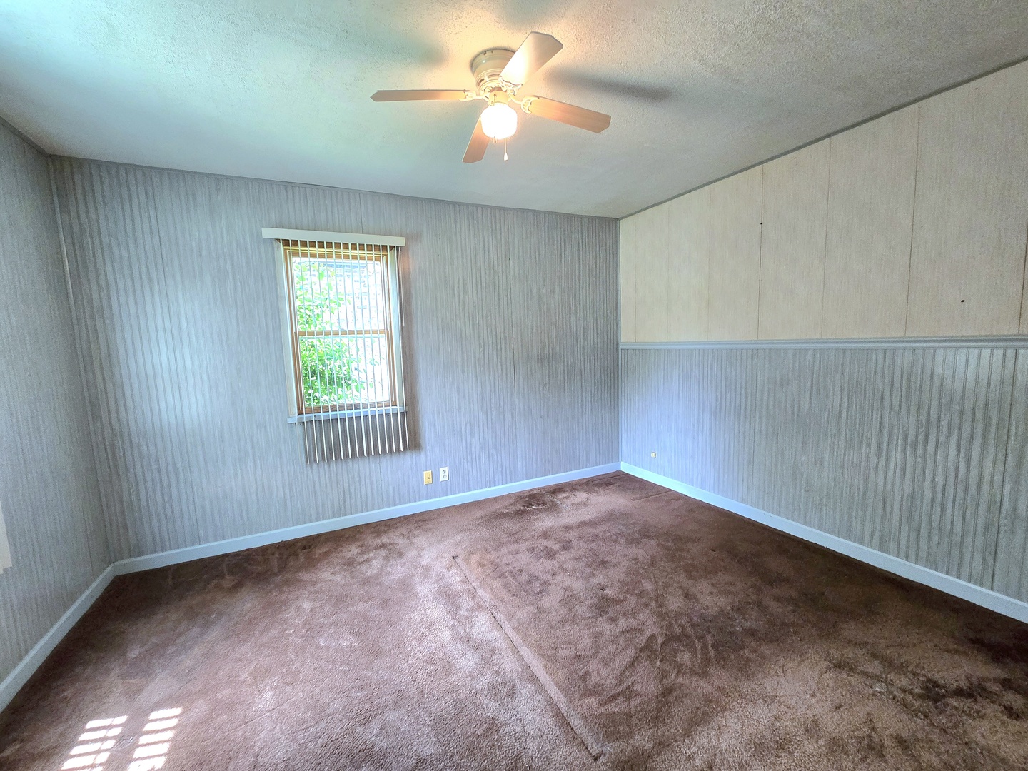 250 W 10th Street, Chicago Heights, IL 60411