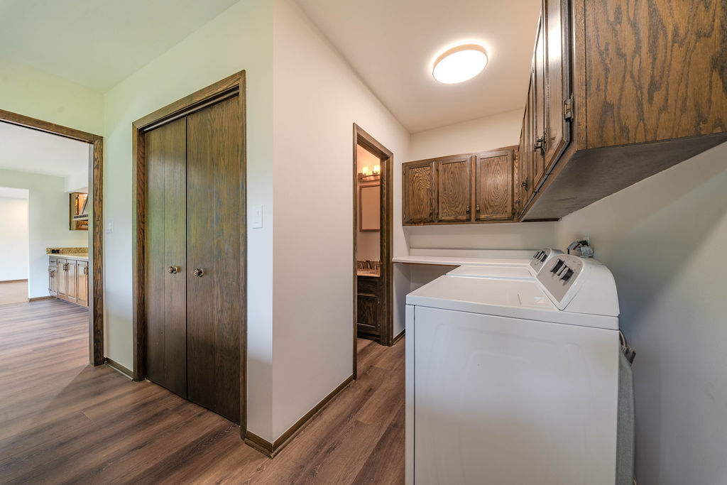 8100 S Park Avenue, Burr Ridge, IL 60527