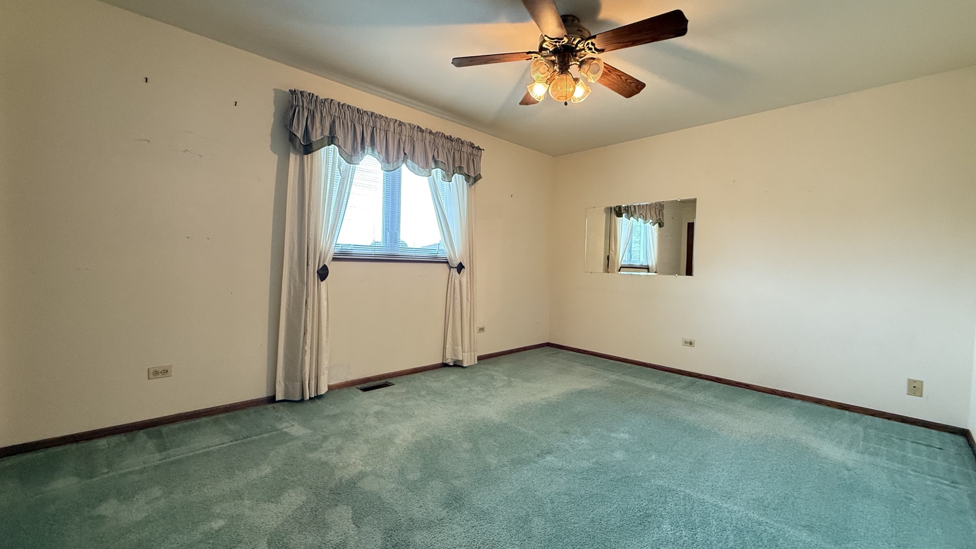 8514 161st Street, Tinley Park, IL 60487