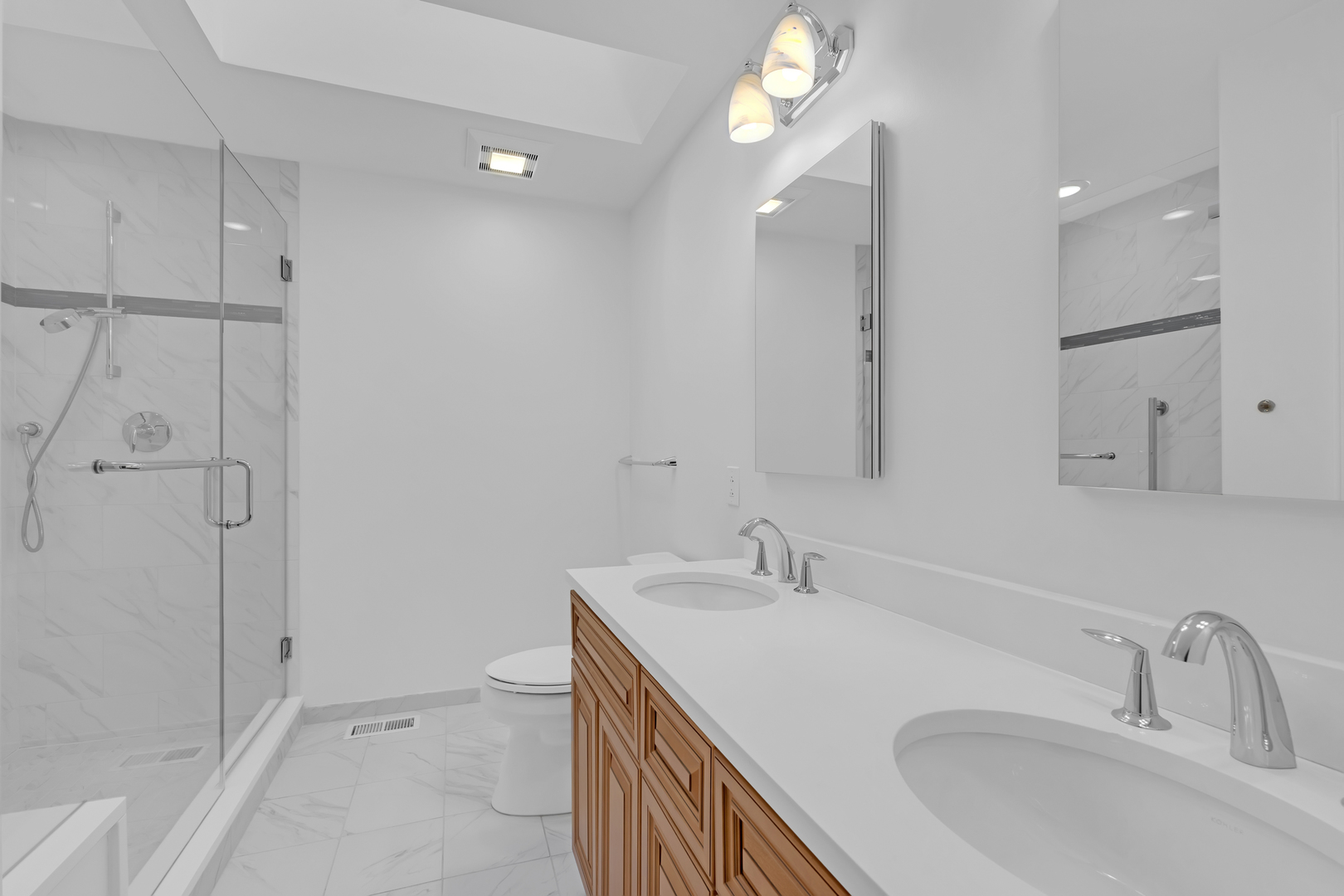 4176 Kenwood Avenue, Gurnee, IL 60031