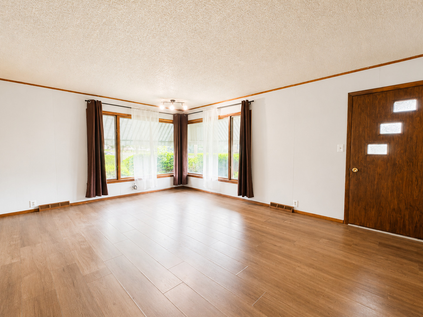 1112 1st Avenue, Ottawa, IL 61350