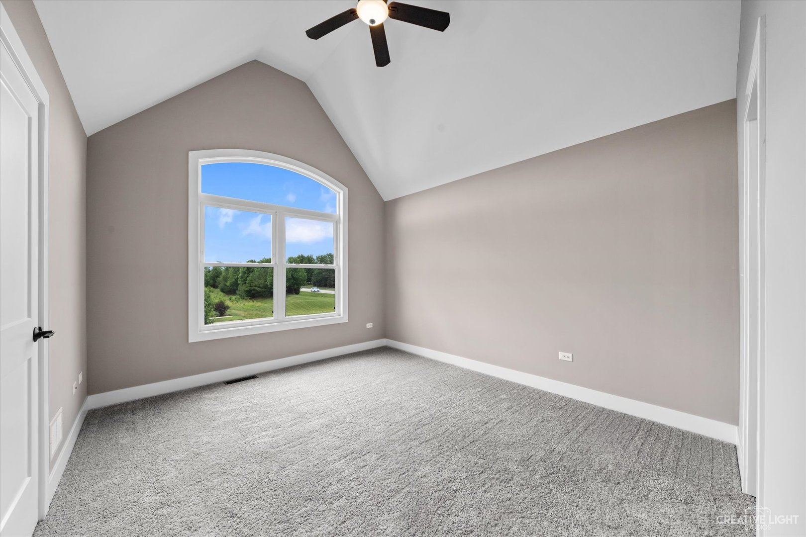 483 Deerfield Drive, Oswego, IL 60543