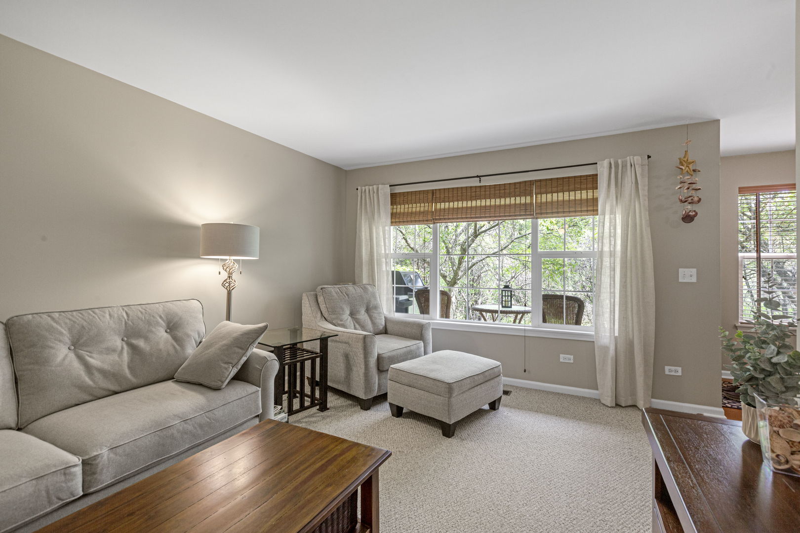 928 N VILLAGE Drive #2, Round Lake Beach, IL 60073