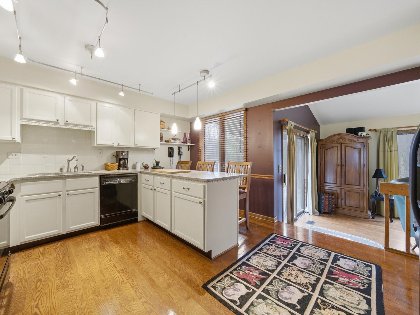 312 Brookdale Drive #A, Bloomingdale, IL 60108