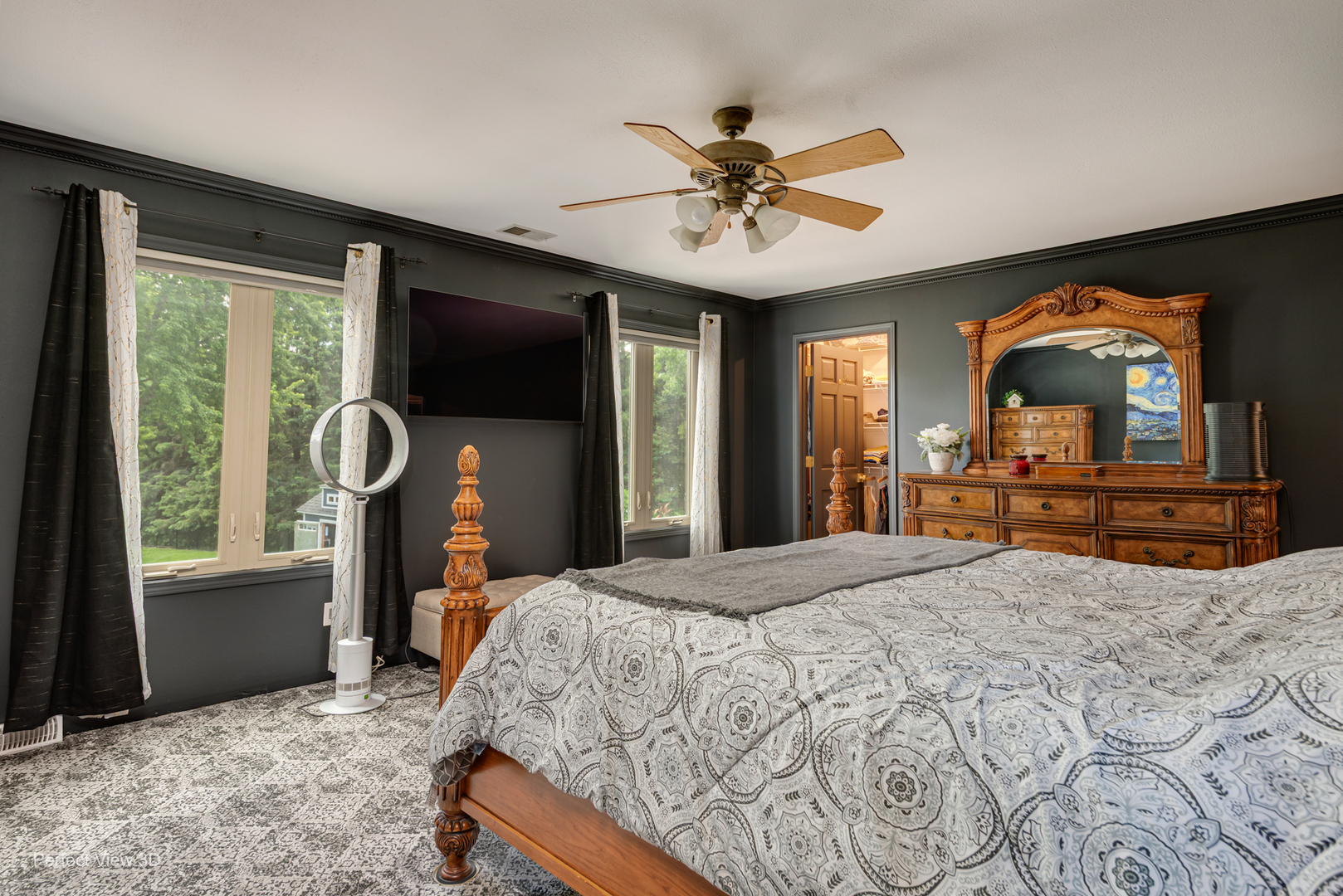 38w337 Dean Street, St. Charles, IL 60175