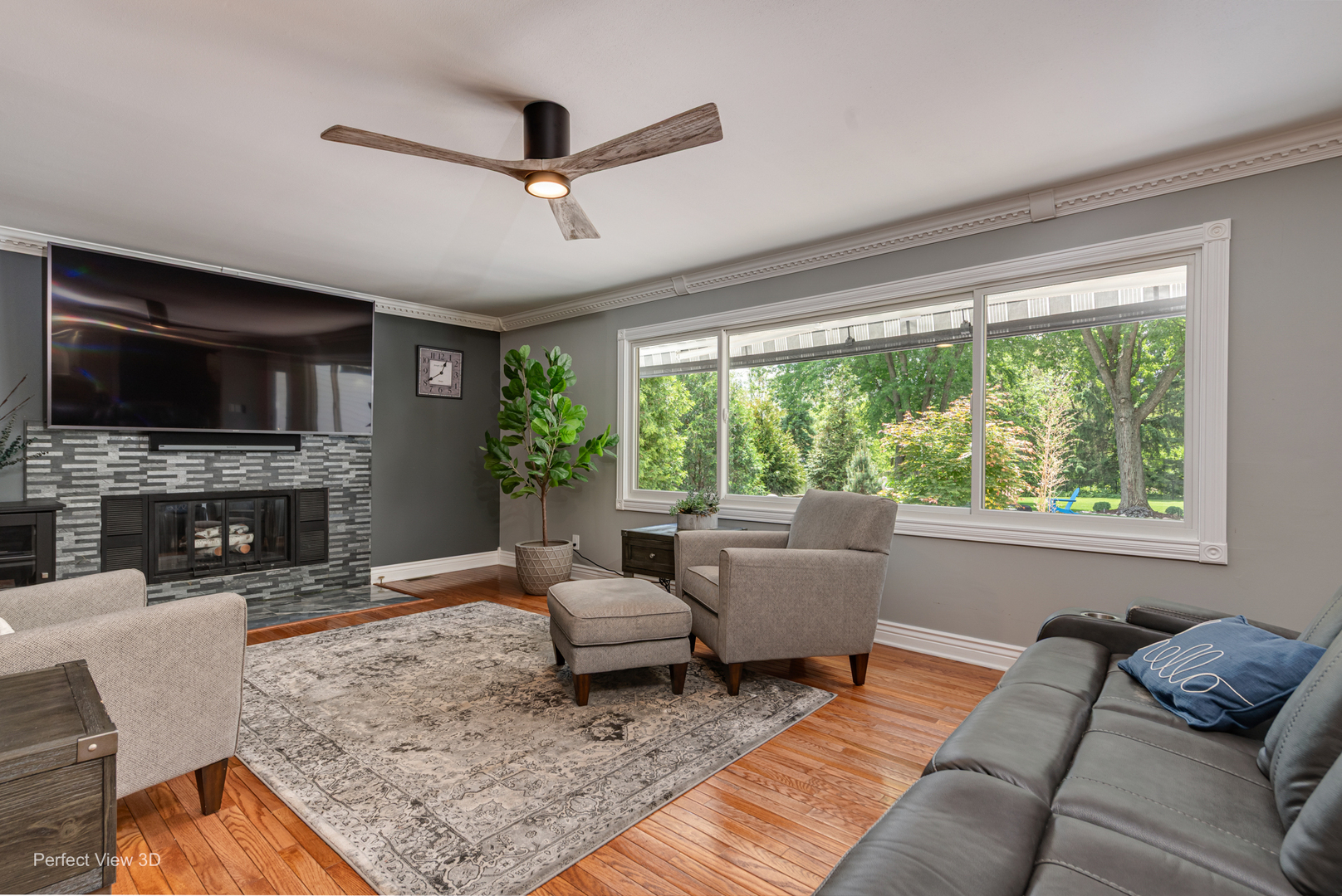 38w337 Dean Street, St. Charles, IL 60175