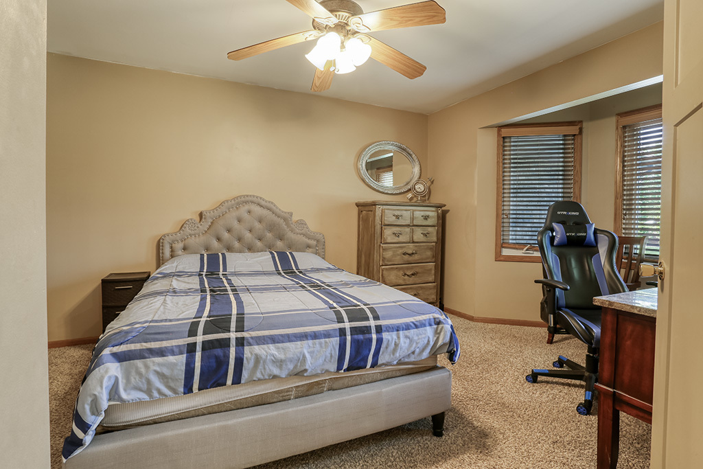 18013 Alice Lane, Orland Park, IL 60467