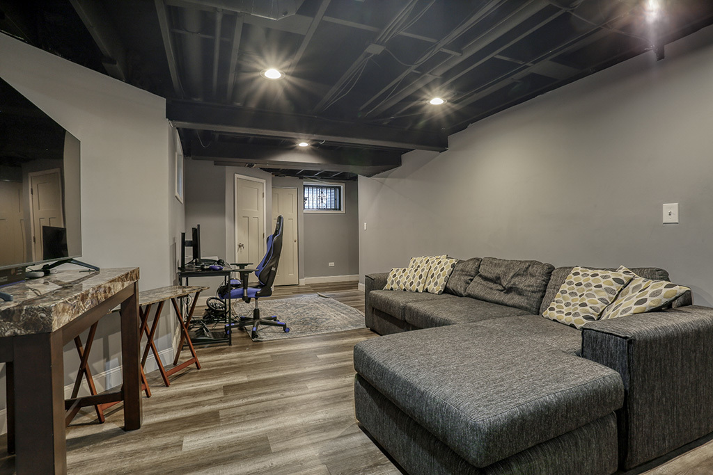 18013 Alice Lane, Orland Park, IL 60467