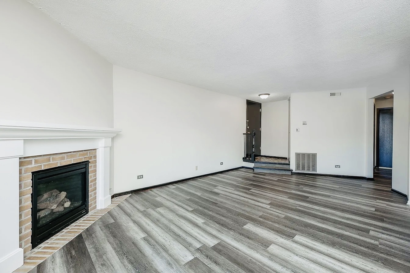 865 Sheldon Court #C, Wheaton, IL 60189