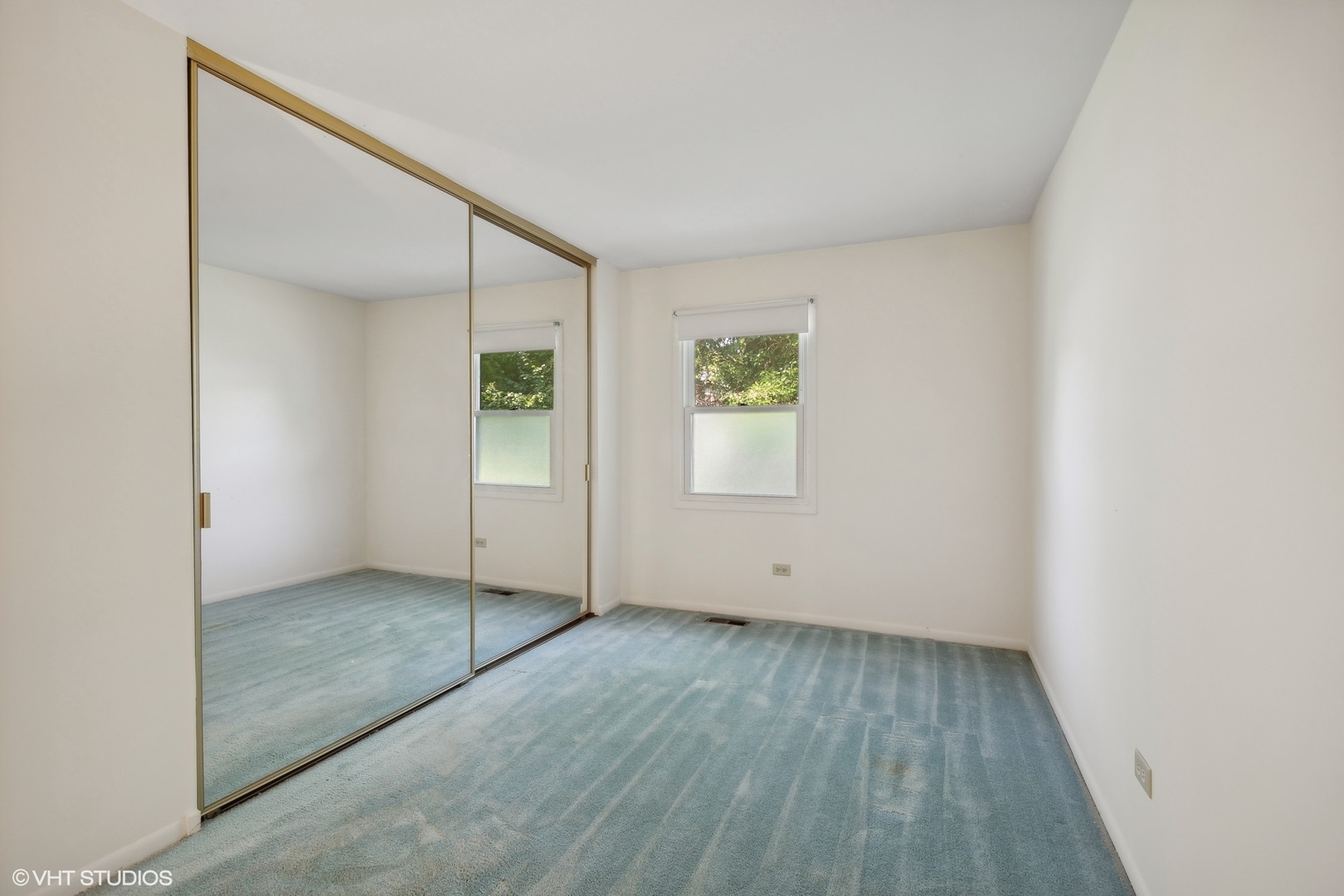 19128 S Pine Drive #19128, Country Club Hills, IL 60478