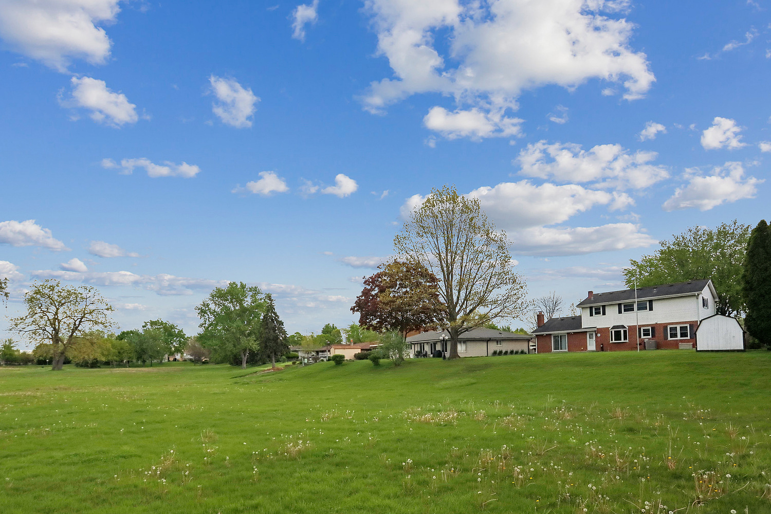 3020 Spring Green Drive, Darien, IL 60561