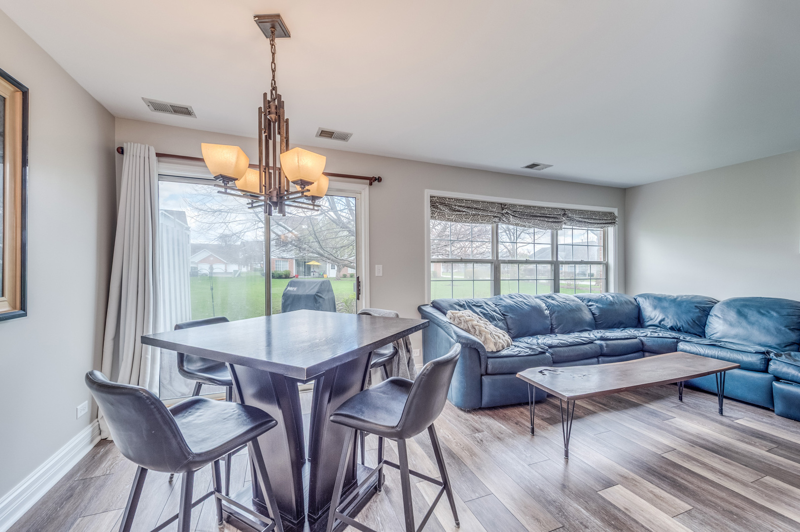 866 Pas Court #103, Naperville, IL 60563