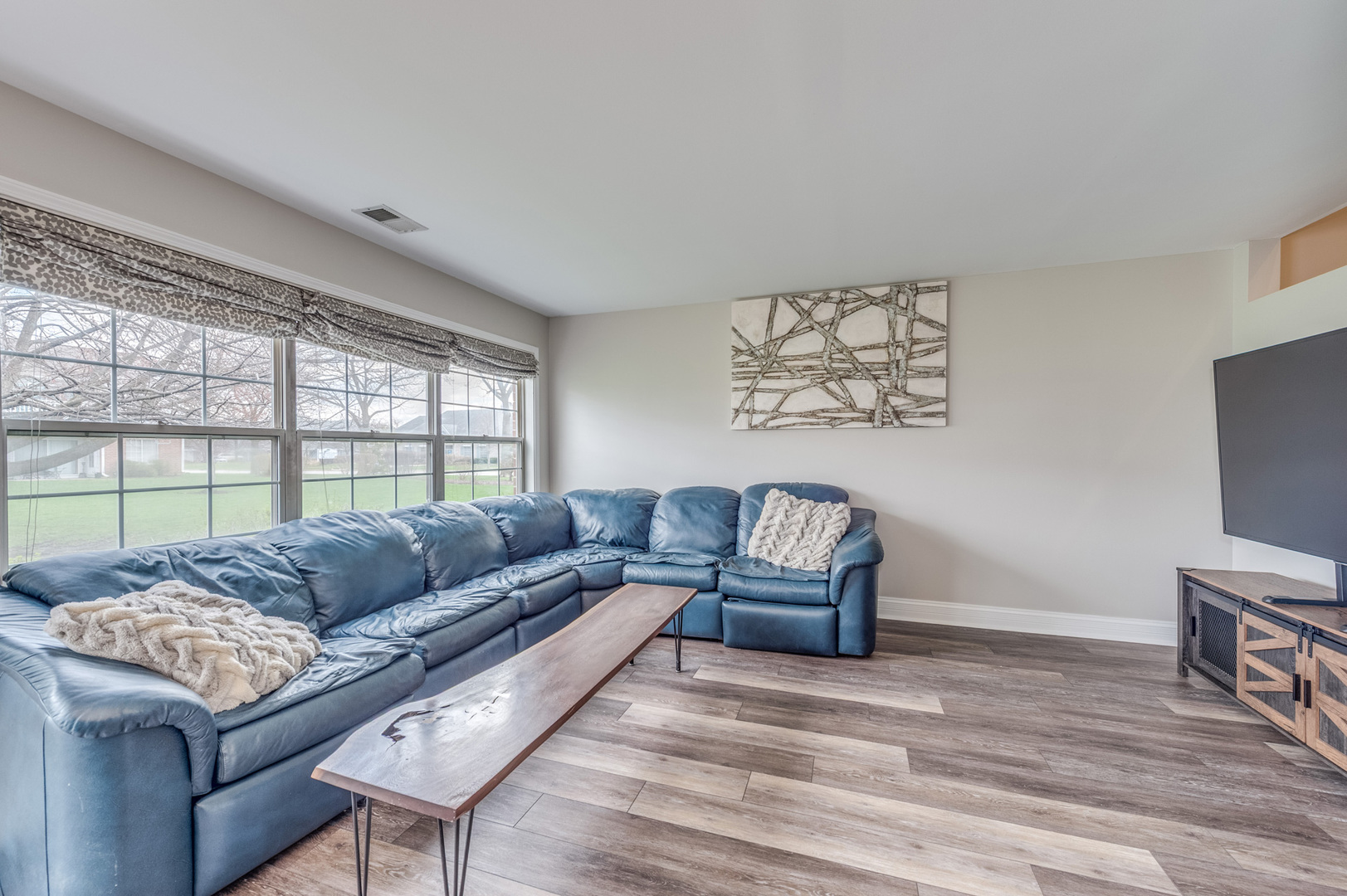 866 Pas Court #103, Naperville, IL 60563