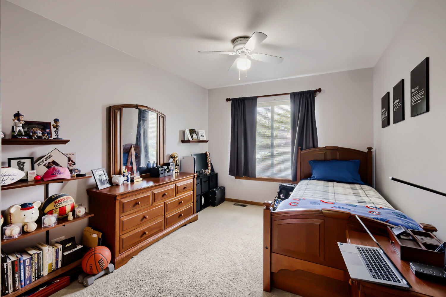 3137 Bennett Place, Aurora, IL 60502