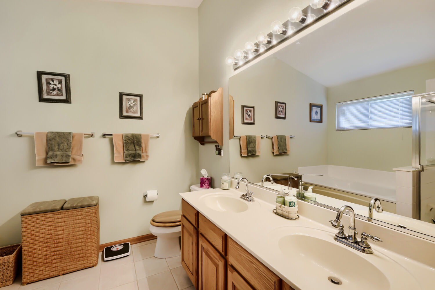 3137 Bennett Place, Aurora, IL 60502