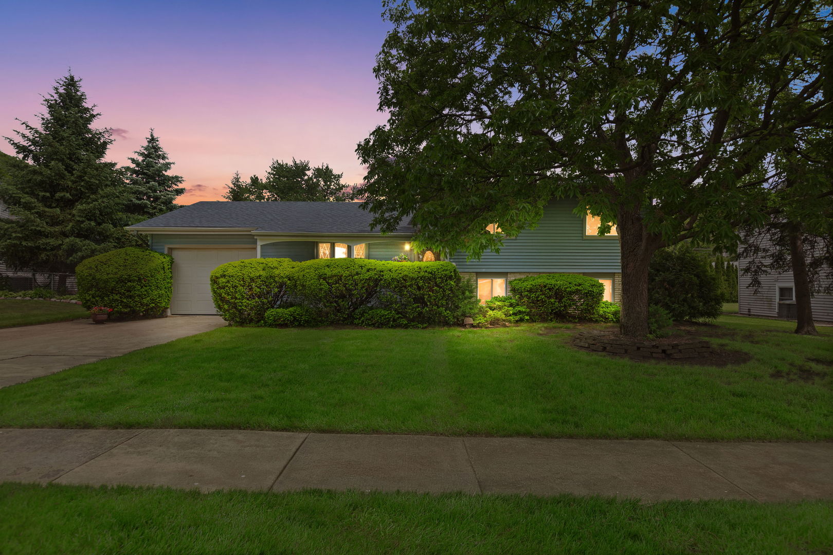 3206 Wren Lane, Rolling Meadows, IL 60008