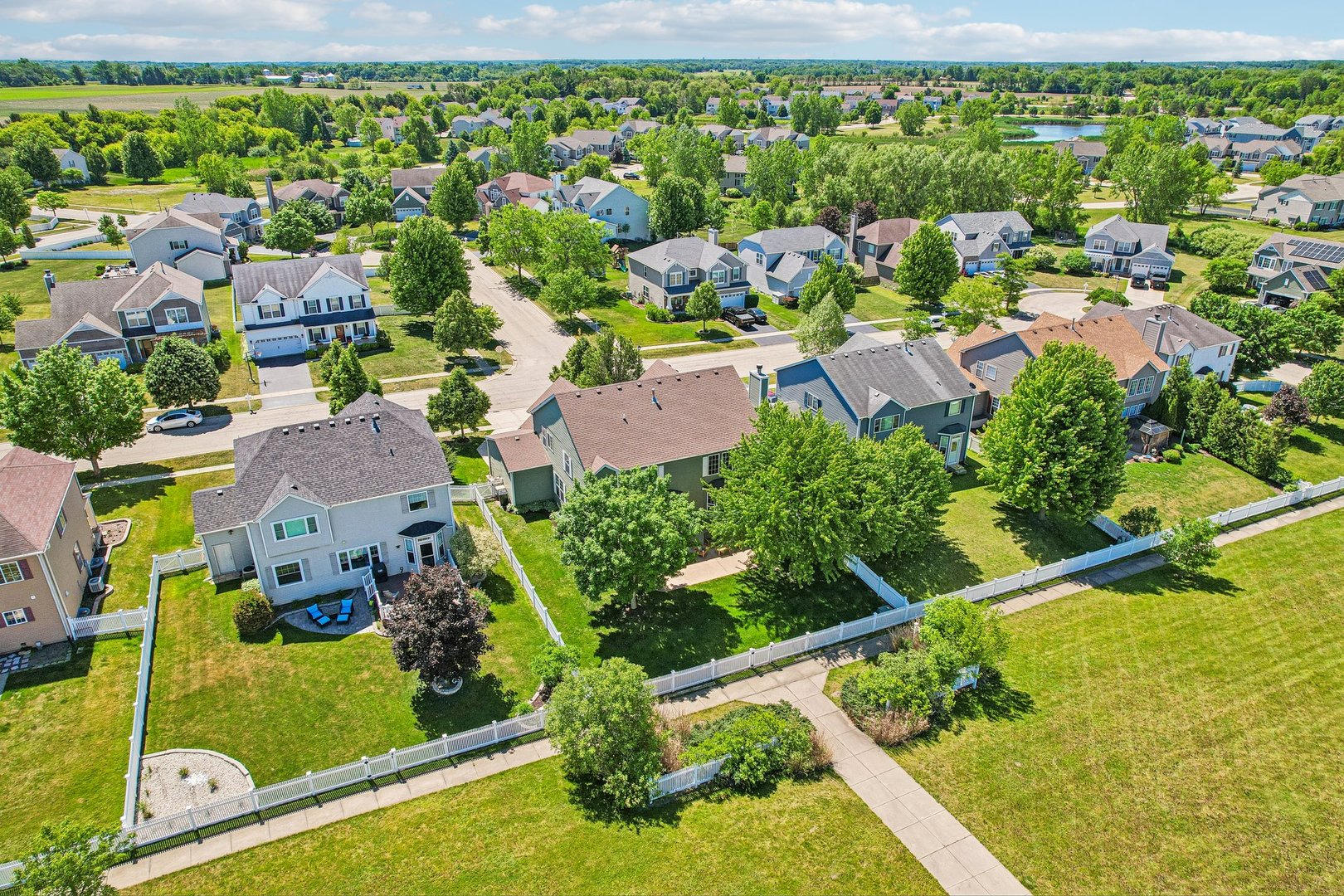 1241 Bradford Lane, Antioch, IL 60002