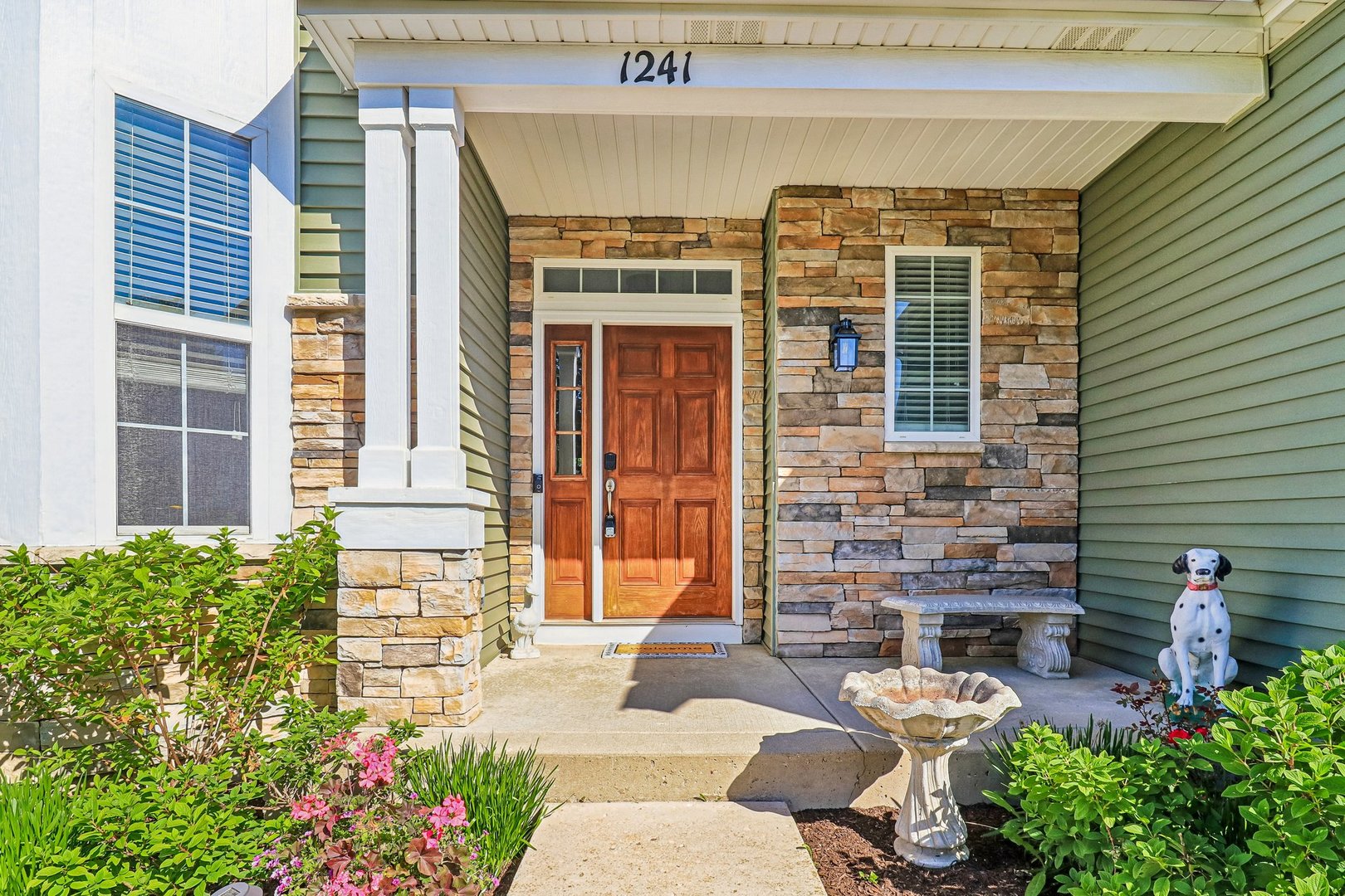 1241 Bradford Lane, Antioch, IL 60002