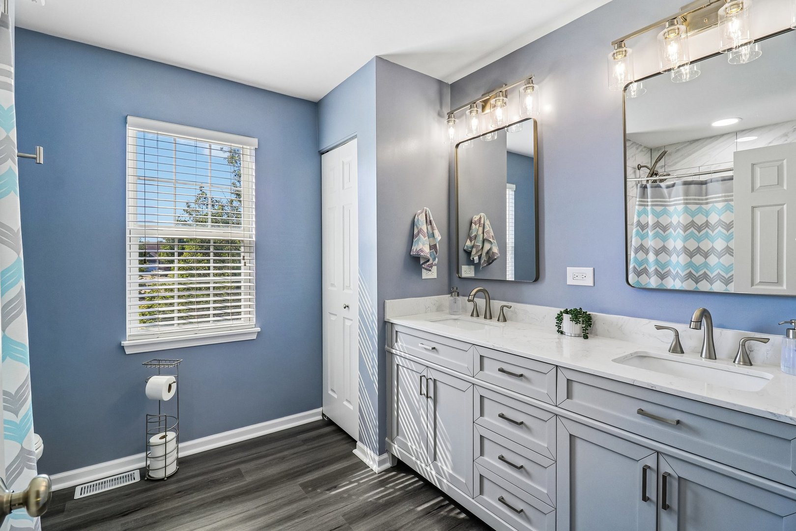 1241 Bradford Lane, Antioch, IL 60002