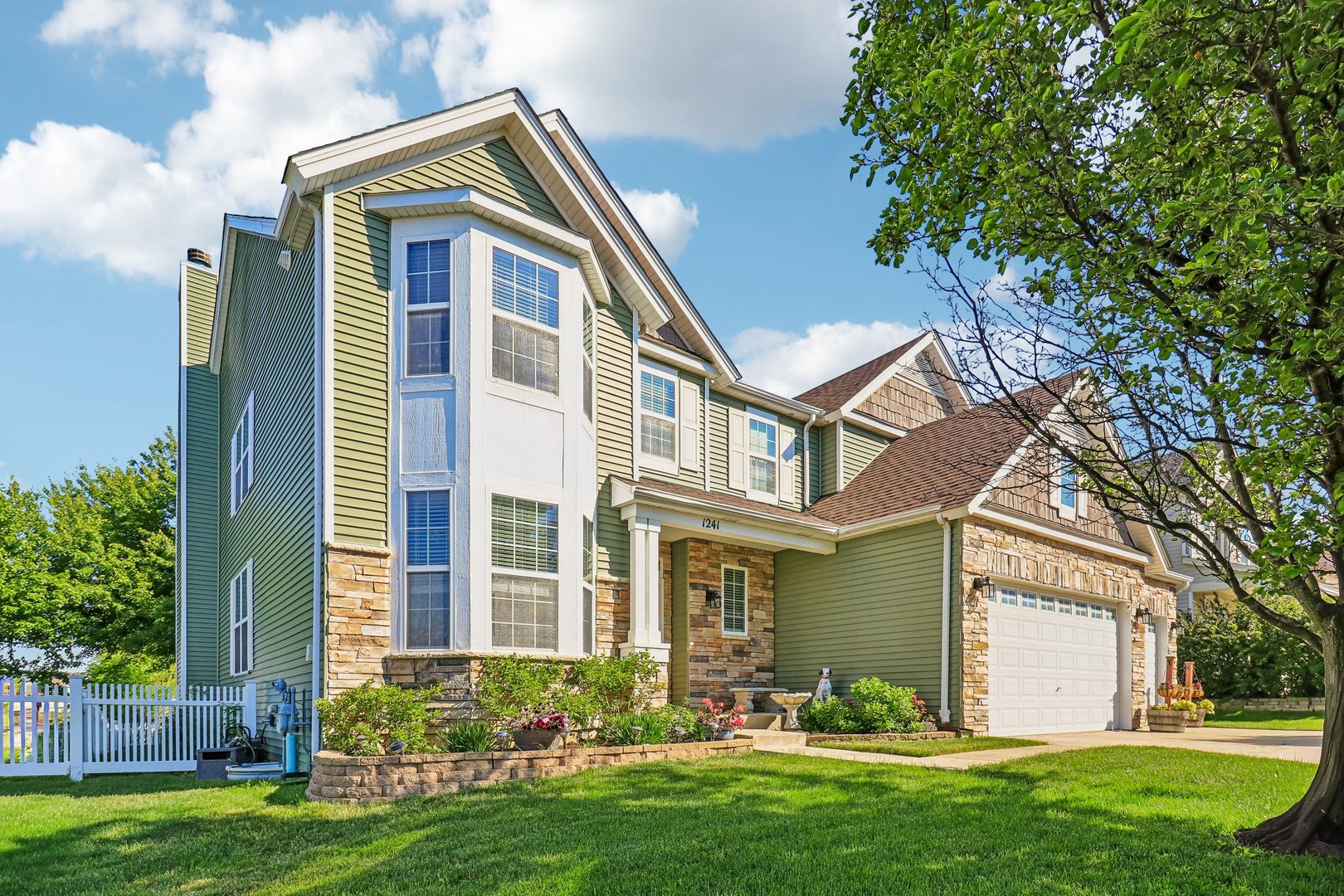 1241 Bradford Lane, Antioch, IL 60002