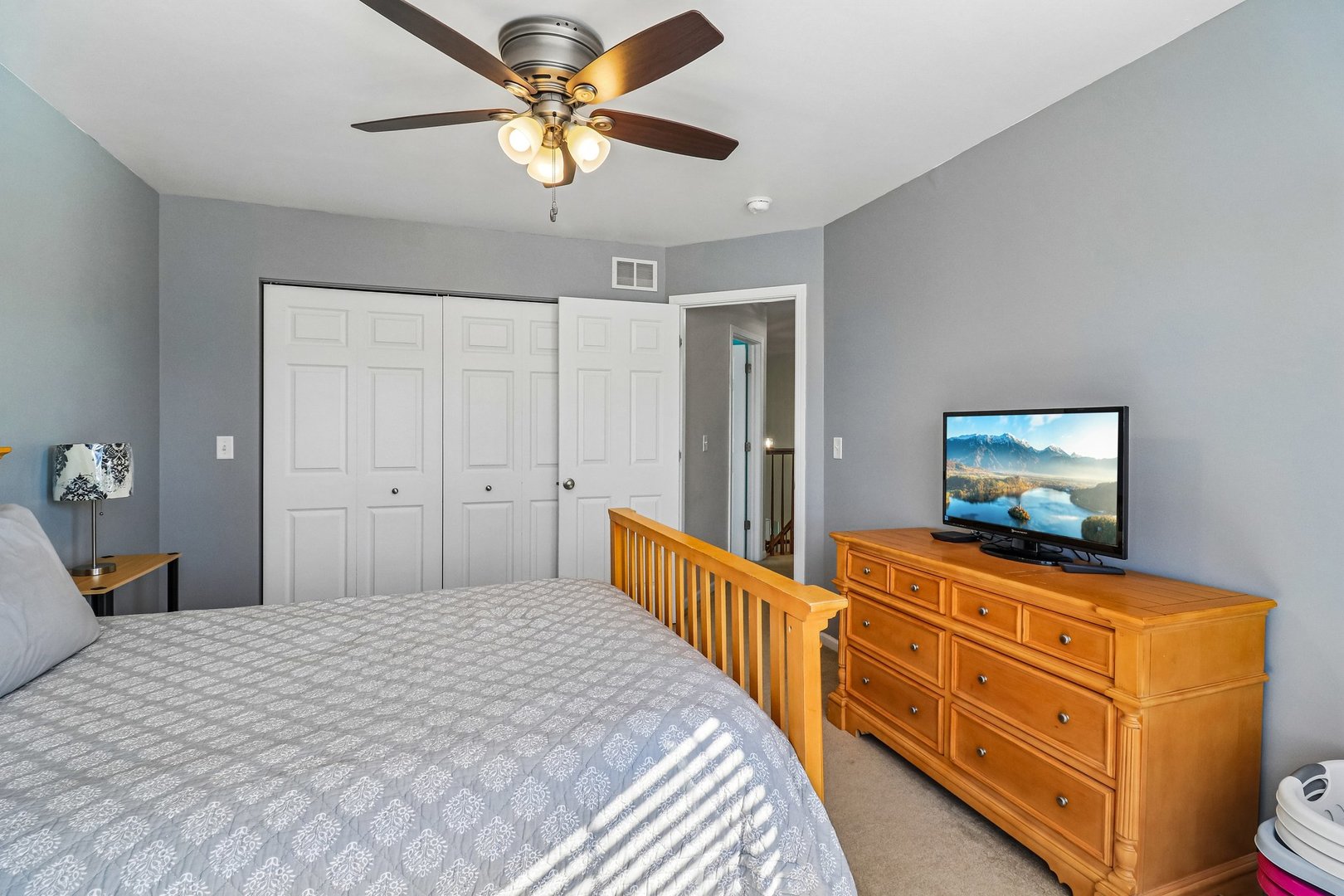 1241 Bradford Lane, Antioch, IL 60002